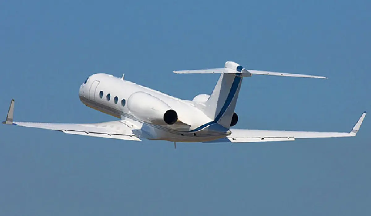 Gulfstream - G350 - Heavy Jet Rentals - Preowned Heavy Jets - Exclusive Concierge Club.webp